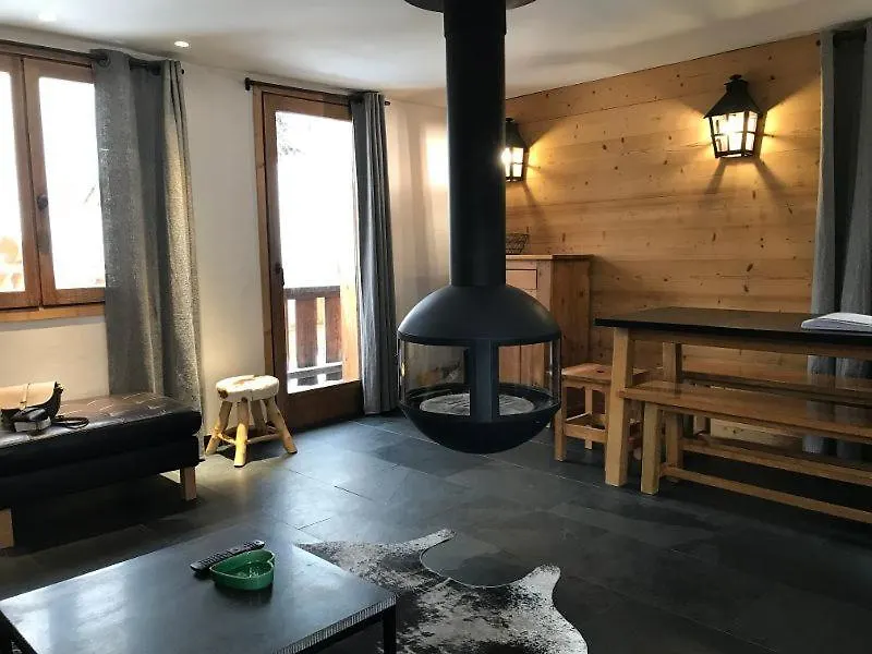 Chalet Meribel Altitude1600 Acces Direct Aux Pistes 6 Personnes (Adults Only)